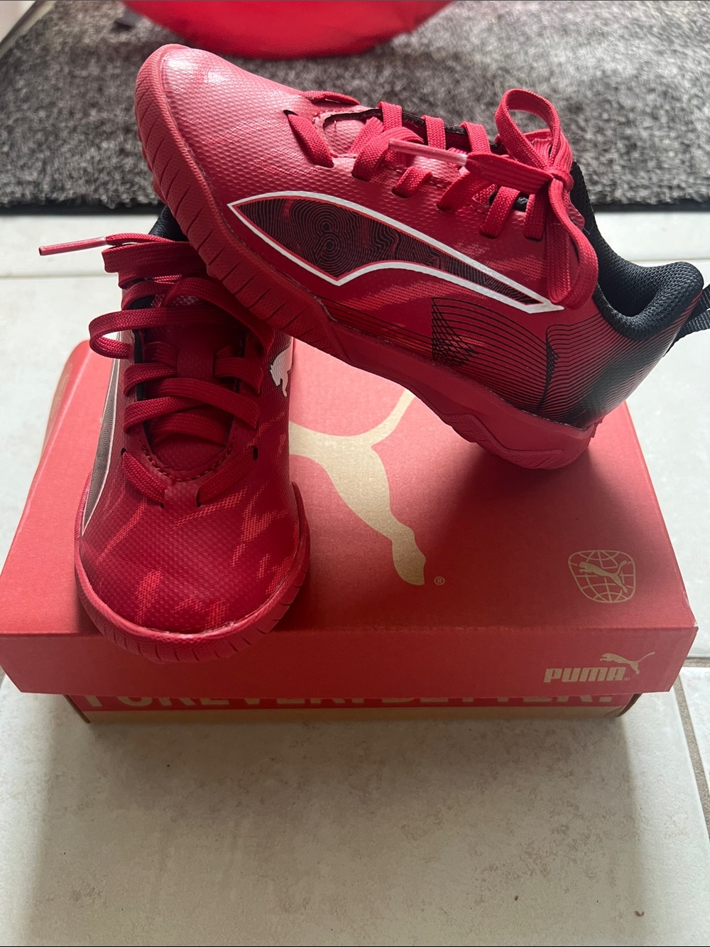 Puma ULTRA 6 PLAY Christian Pulisic
Kids' Turf Soccer Cleats